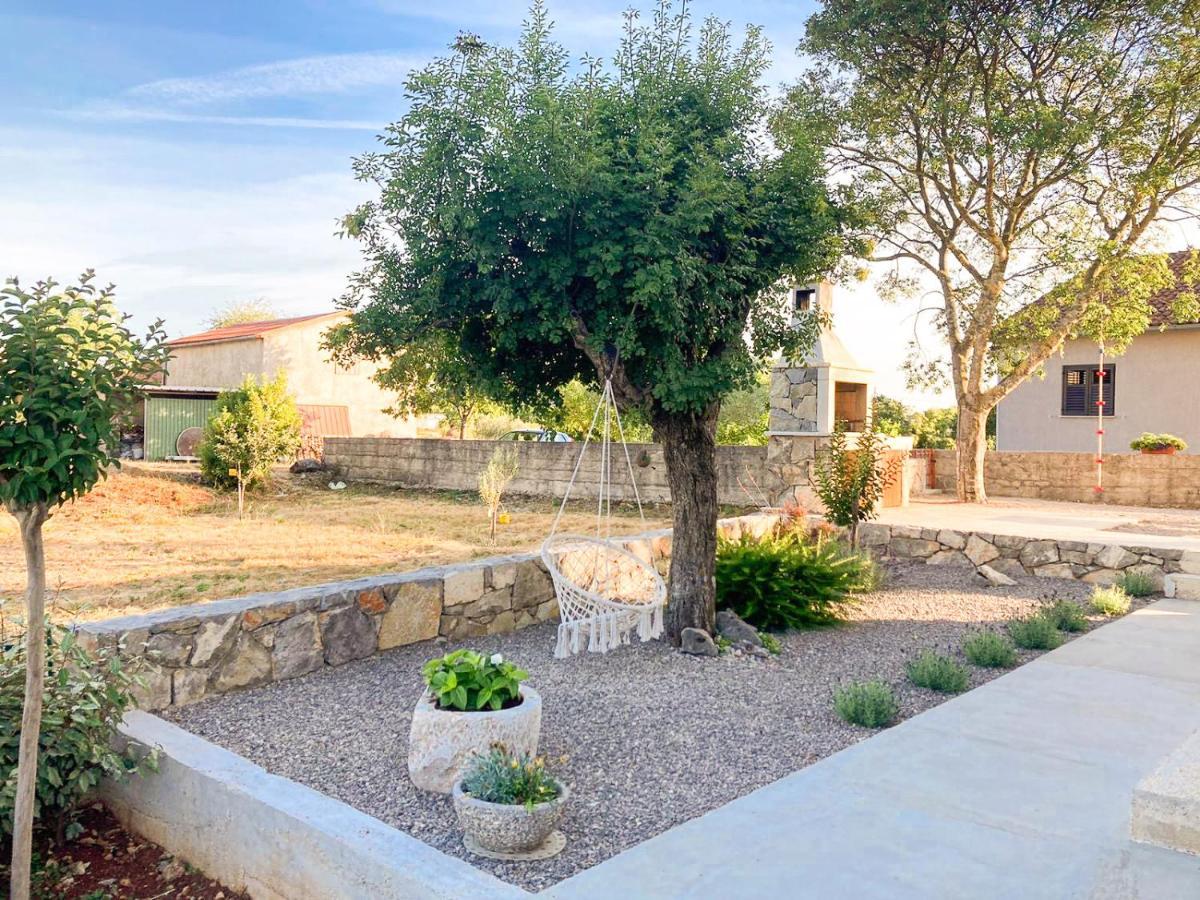 Apartments Brig Perfect Countryside Holiday! Krk Town Exterior foto